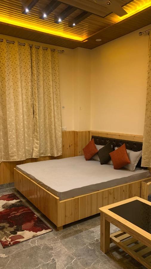 Tulip Flowing River View Hotel. Shamshi Экстерьер фото